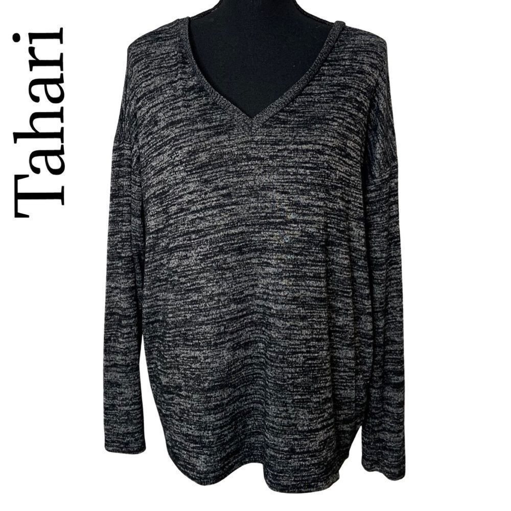 Tahari black heather v-neck lightweight sweater button-down back sz M